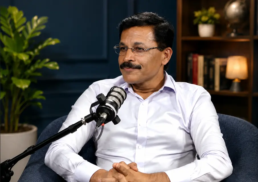 IAS तुकाराम मुंडे यांची महाराष्ट्रात मोठी कारवाई; सोलापूर, ठाणे, नागपूरमध्ये सडलेले अन्न आणि औषधे जप्त