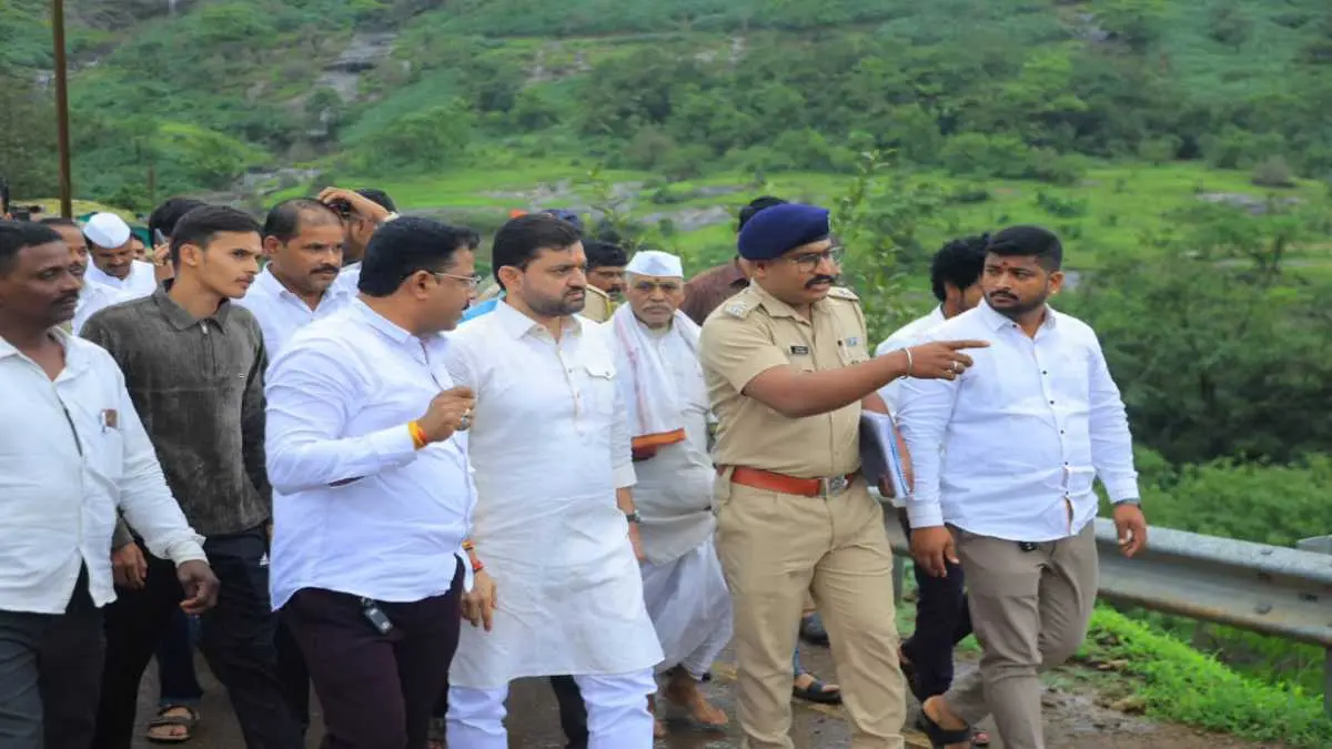 श्रावणी सोमवारी कोंडेश्वर दर्शन; शेळके यांच्याकडून विकासकामांना चालना