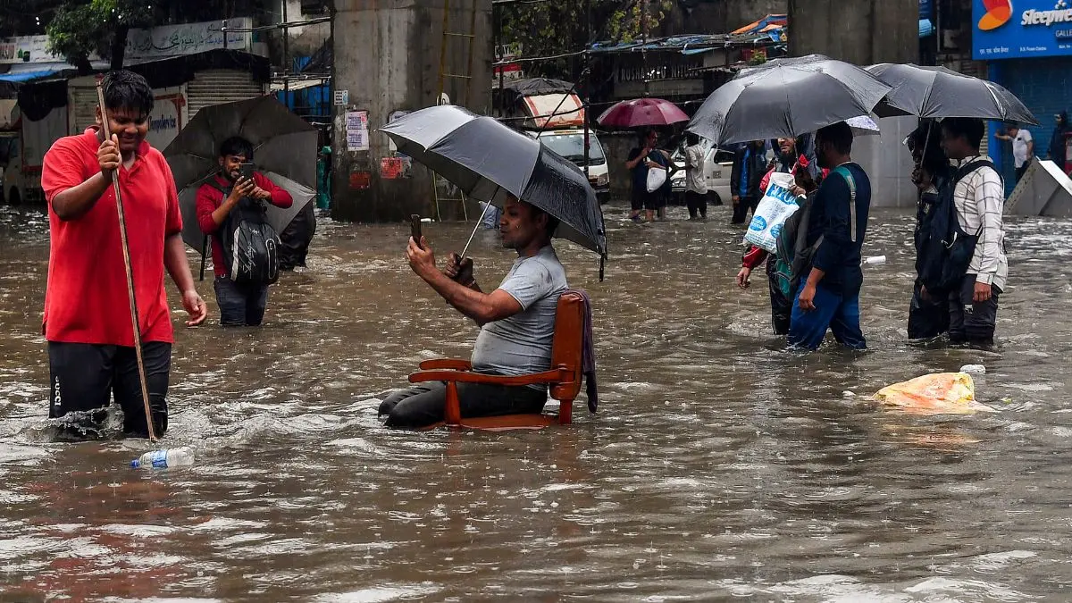 Maharashtra Monsoon Havoc: Cloudburst Alert in Nashik, Mumbai Receives Month’s Rain in 4 Days