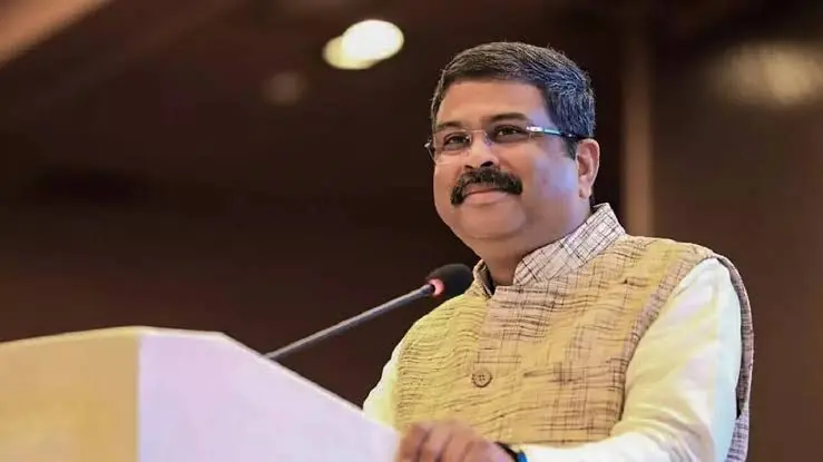 ब्रेकिंग: नीट पेपर लीक वादावादीत शिक्षणमंत्री धर्मेंद्र प्रधान यांचा राजीनामा