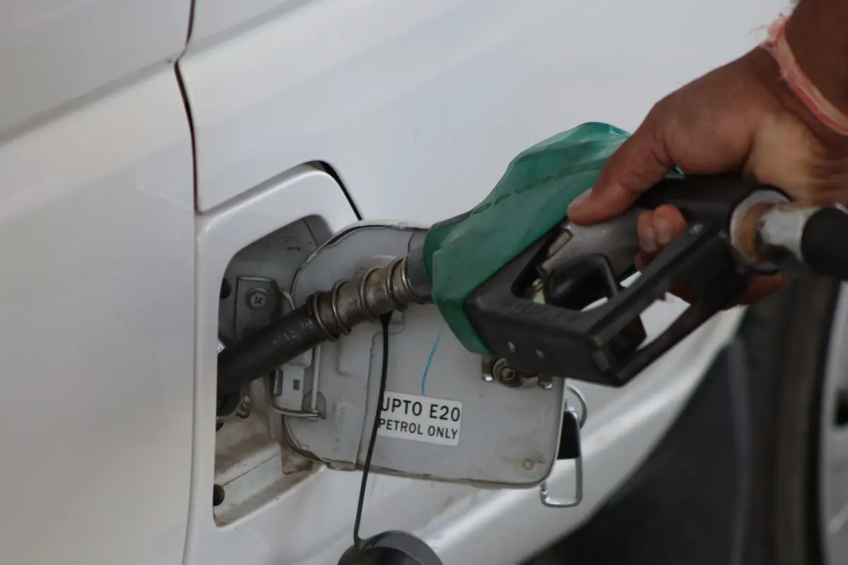 Centre Busts 10 Common Myths About E20 Petrol Blending Programme